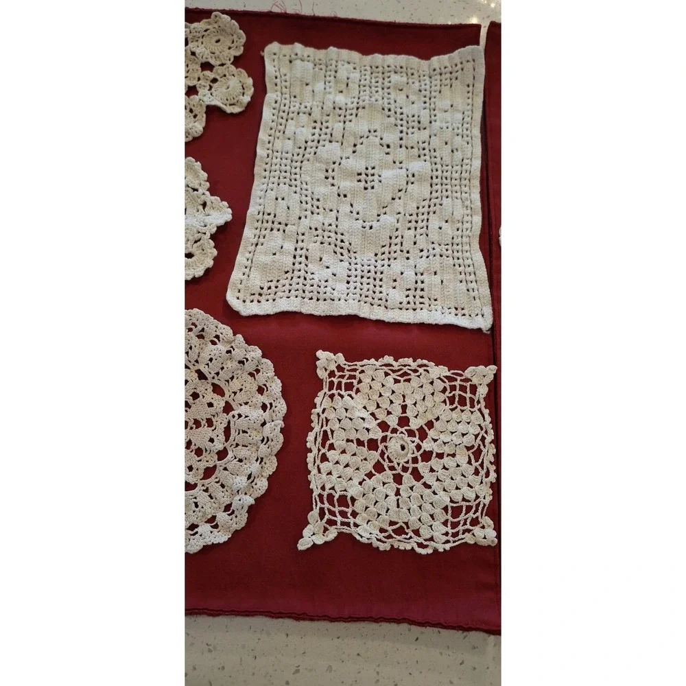 🌼 Vintage Lace Crochet Doilies Lot of 8 Mixed Styles – Six Round Two Rectangle